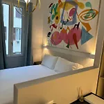 Plaza Suites, Luxury Collection