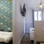 Plaza Suites, Luxury Collection 4*