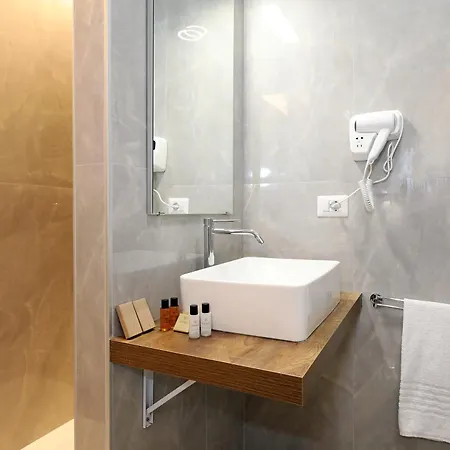 Plaza Suites, Luxury Collection 4* Rzym