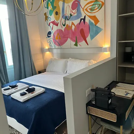 Guest house Plaza Suites, Luxury Collection