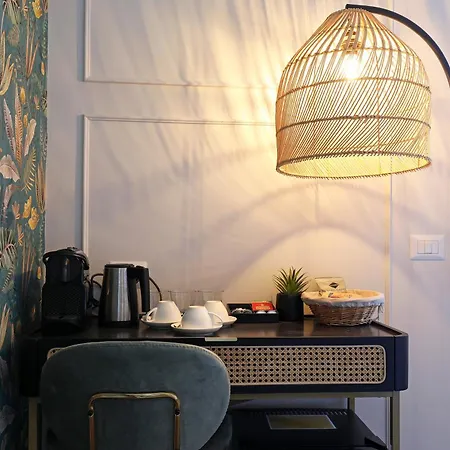 Plaza Suites, Luxury Collection 4*